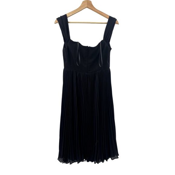 Fame and Partners 6 black pleated midi dress - Picture 6 of 6
